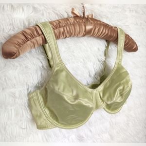 Cacique underwire bra 40C